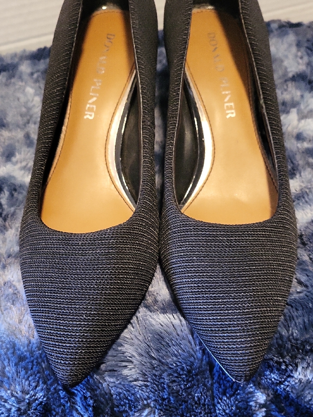 Donald J. Pliner Suzette Black Block Heel Pumps Woman's Size 7.5M EUC